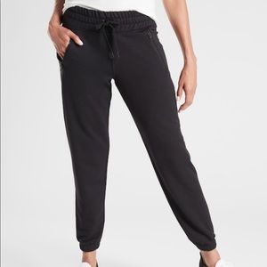 Athleta Bounceback Jogger Sweatpants XS/S